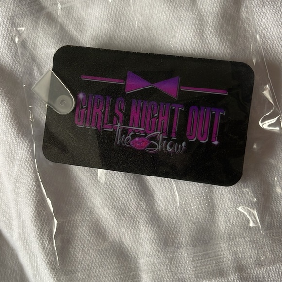 Girl’s Night Out Set - Picture 9 of 12